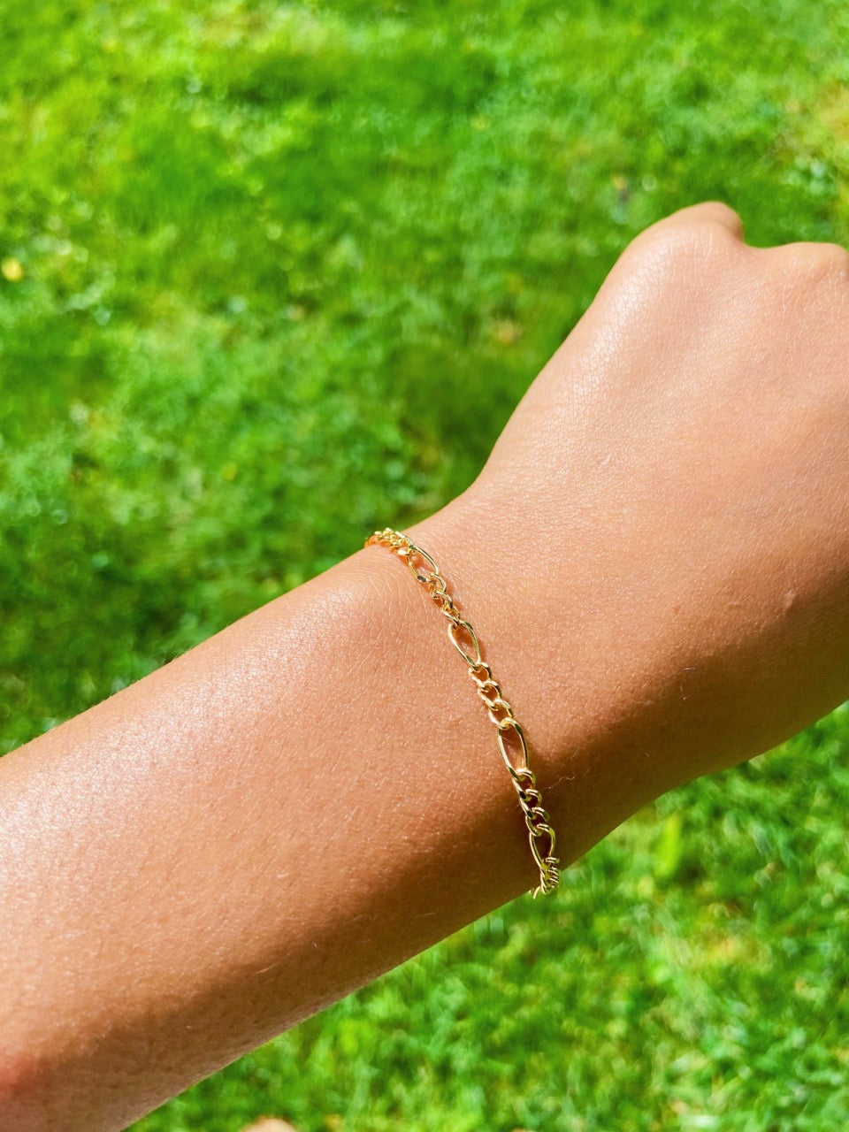gold chain bracelet